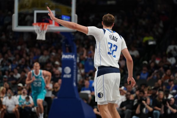 Perkins: Flagg là phiên bản màu trắng của LeBron James. Anh ấy có gói tài năng này