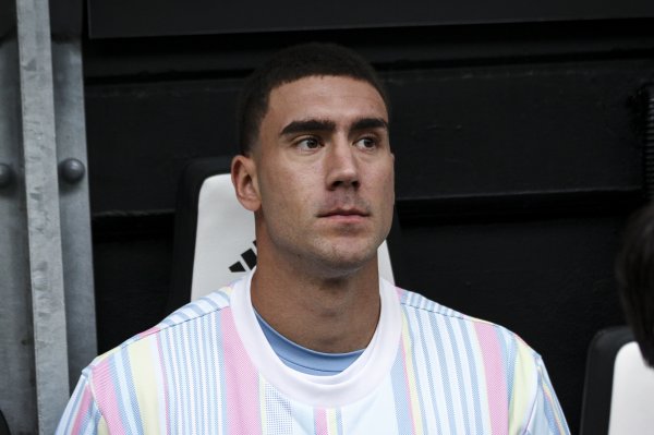 Truyền thông Anh: Juventus chuẩn bị bán Vlahovic với giá 20 triệu bảng trong kỳ chuyển nhượng mùa đông, Tottenham và các đội bóng khác quan tâm đến anh