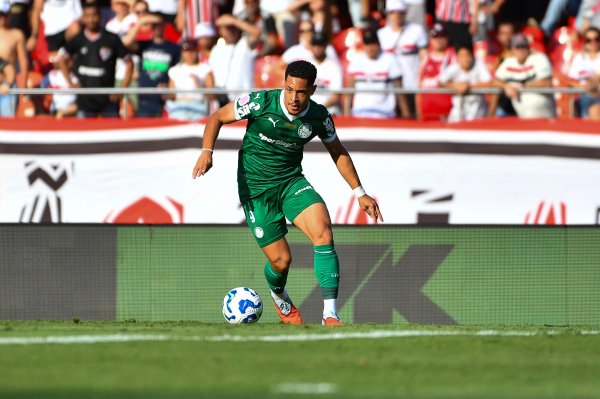 Hiệu suất tuyệt vời! AS: Roque hy vọng được góp mặt trong đội hình tuyển Brazil tham dự World Cup và có thể trở lại thi đấu ở châu Âu trong tương lai