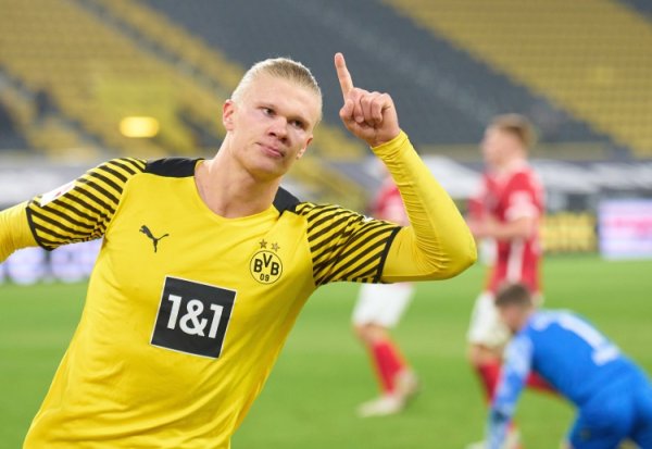86 bàn sau 89 trận cho Dortmund! Haaland: Tháng đầu tiên ở Dortmund có lẽ là tháng tuyệt vời nhất tr