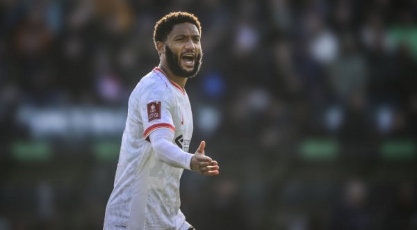 Toàn thị trường: Milan cân nhắc theo đuổi Joe Gomez lần nữa trong kỳ chuyển nhượng mùa đông và đàm p
