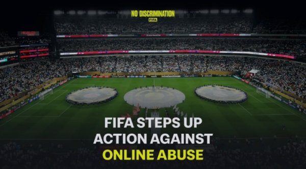 Đấu tranh chống lại bạo lực trực tuyến! FIFA: Fan vào danh sách đen vì lăng mạ sẽ bị cấm mua vé