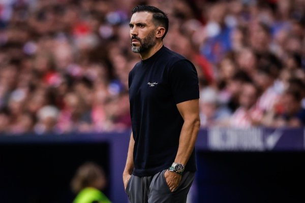 HLV Elche: Pha phạm lỗi của Vinicius là rất rõ ràng và hoàn toàn không phải là pha đối đầu bình thườ